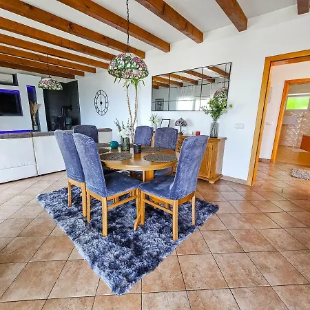 Apartment Tiara Makarska